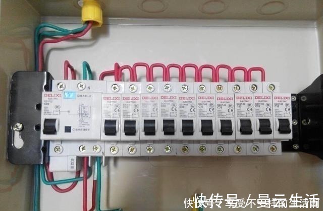 插座|插座和灯具的零线可以共用吗师傅一说我就明白了!