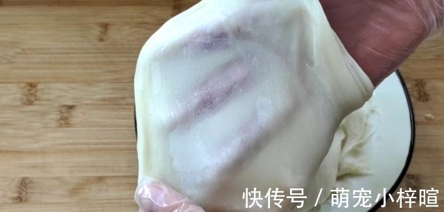 糯米粉|豆浆和糯米粉试试这样做,比雪媚娘还好吃,软糯拉丝放三天也不硬