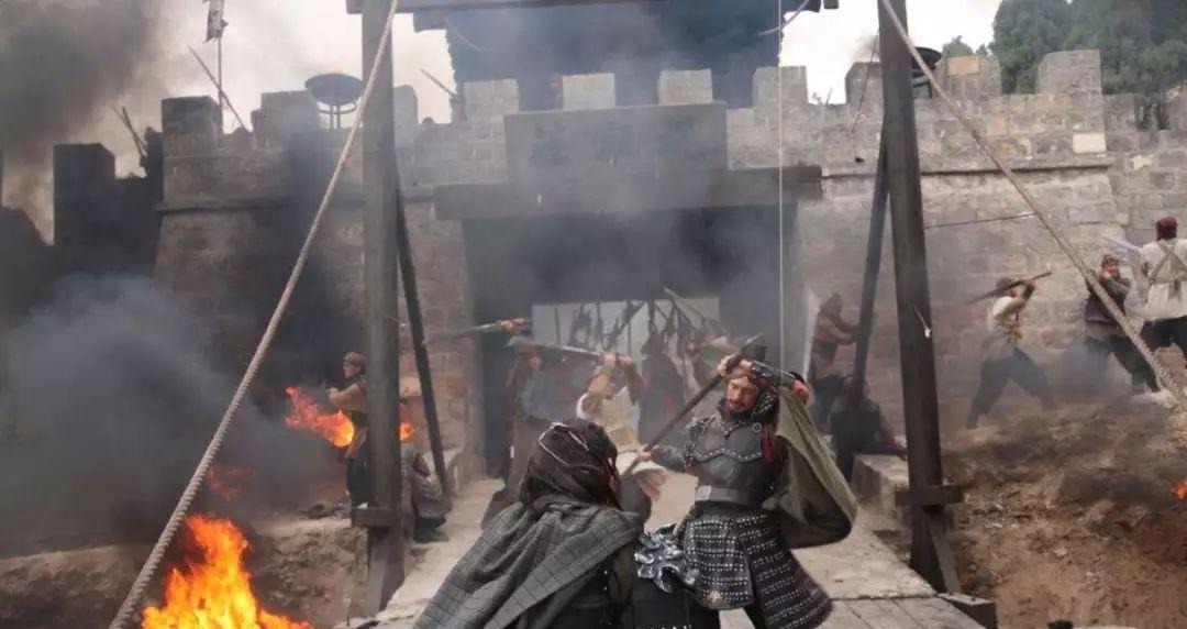 林冲&水浒中,实力被低估的一名好汉,名气虽小武力强悍,林冲并非对手