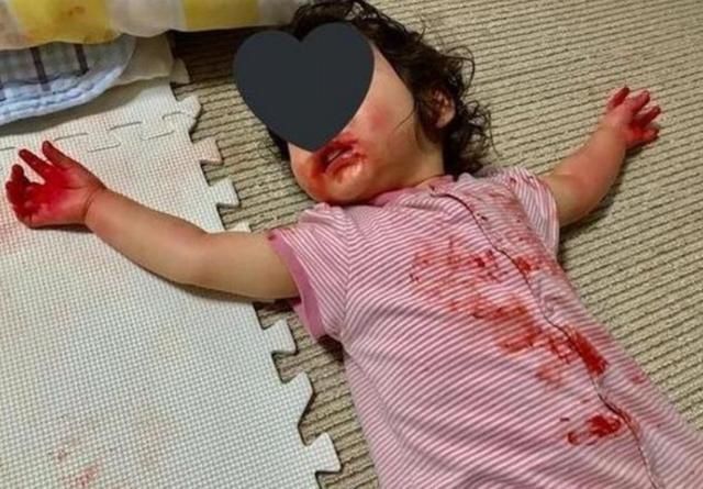 玩具垫|宝妈留3岁女儿在家,自己出门取快递,回家后的景象让她表情凝固