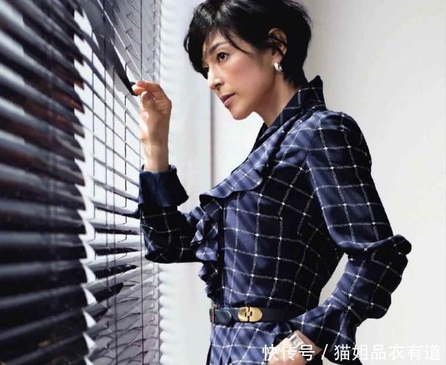 连衣裙穿对了,你才能高级,23套“毛呢裙穿搭”,潇洒大气很美