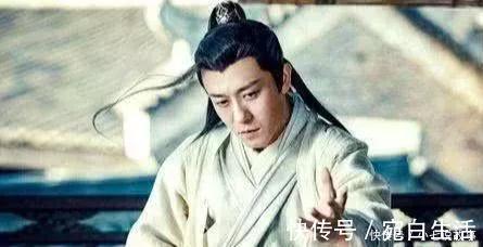 九阳神功#明教中有一神秘高手,武功超越张无忌,却始终隐藏实力,很奇怪