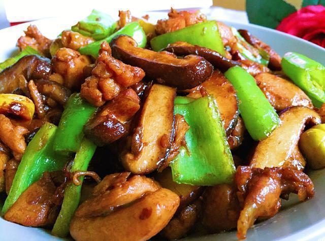 巧搭配才最好吃,营养美味全家都爱,一口下去回味无穷