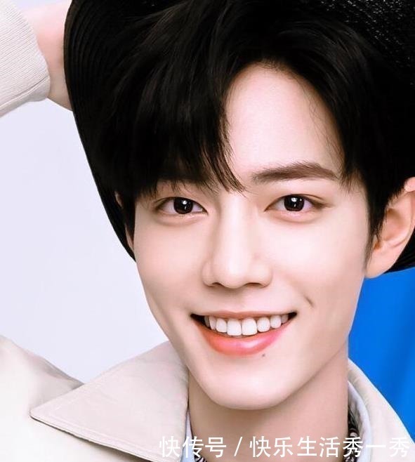 牙渍|李佳琦晒出一款“变态牙膏”，用后黄牙全白了，半个娱乐圈都在用！