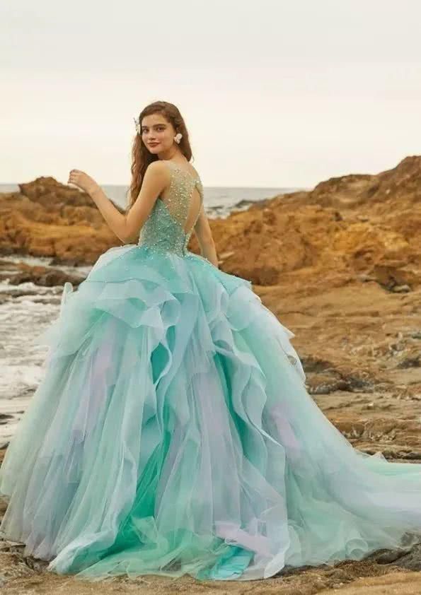 把冰雪奇缘做成婚纱这些迪士尼公主穿的婚纱裙也太好看了