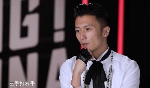  霆锋战队|《好声音》18进9下半场，高睿连续三场输给傅欣瑶？李健一脸凝重