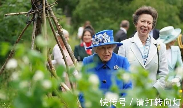 阿尔伯特 她拥有一百多万件珠宝,价值难以估量