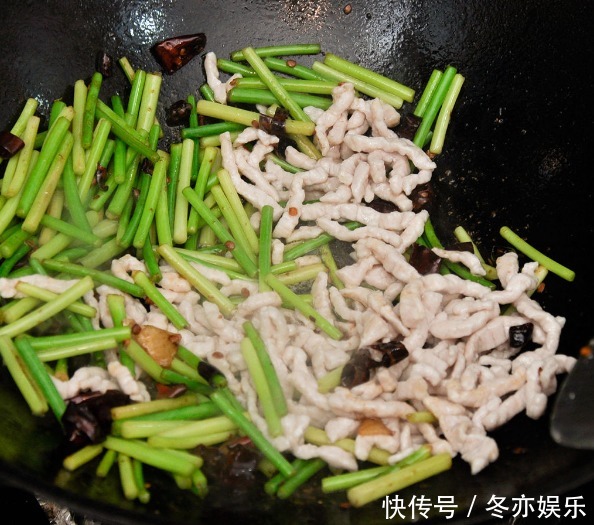 不管炒啥肉,别直接下锅!教你一招,软嫩还入味,怎么炒都不粘锅