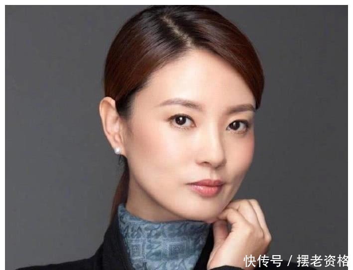 她曾是“央視王牌”,曾罵哭董卿,因行賄退出央視舞臺,現狀可憐