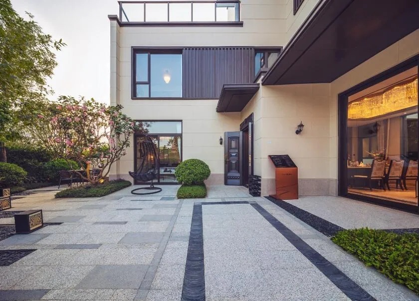 绿地城|180万起买南宁「单价王」，凤岭以北这个城市合院，真假？