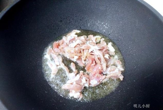  有人|很少有人这么搭配炒菜，菜品发至朋友圈，圈友评论高大上炒青菜