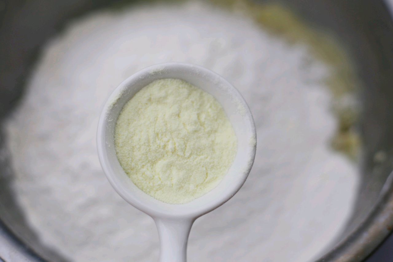 土豆别总炖了,做成奶香土豆饼,松软香甜,孩子很喜欢吃