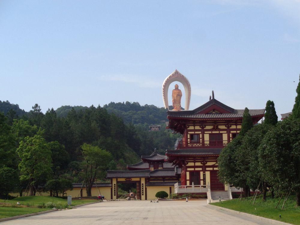 江西一座历史悠久的寺院，是全国重点寺院