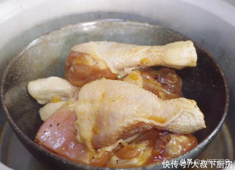 烤鸡|30分钟上桌!大叔教你蒜香烤鸡腿,外焦里嫩,酥脆鲜香,非常简单