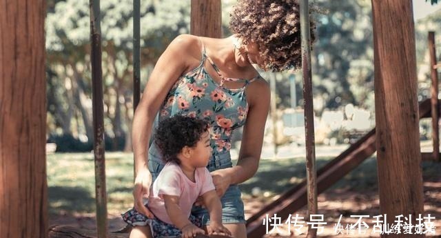 和你在一起|这个游戏很多父母陪孩子玩过,看似其乐融融,对孩子却是种折磨!