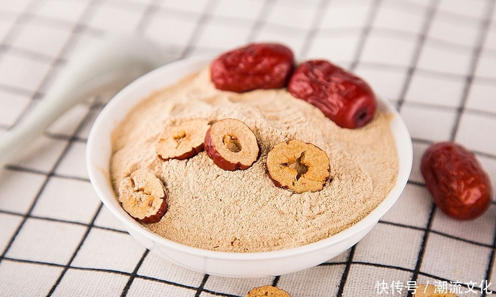 经常晚上睡不着、半夜容易醒,这10种食物可以帮助你改善睡眠