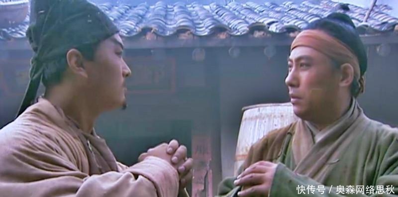 梁山|这五位单挑没输过的梁山好汉堪称步战之王,燕青李逵能排第几名?