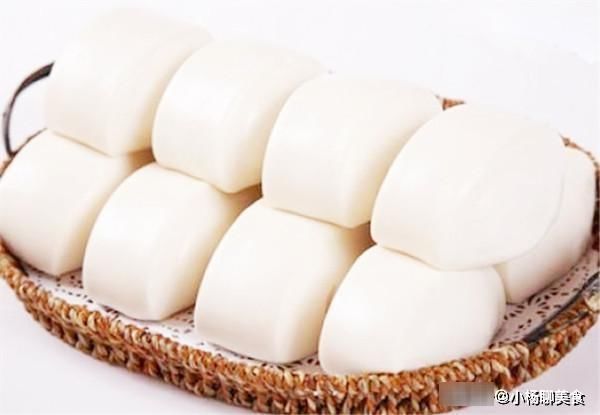 卖馒头的老奶奶说漏嘴,蒸馒头时,放点“它”,馒头又香又松软