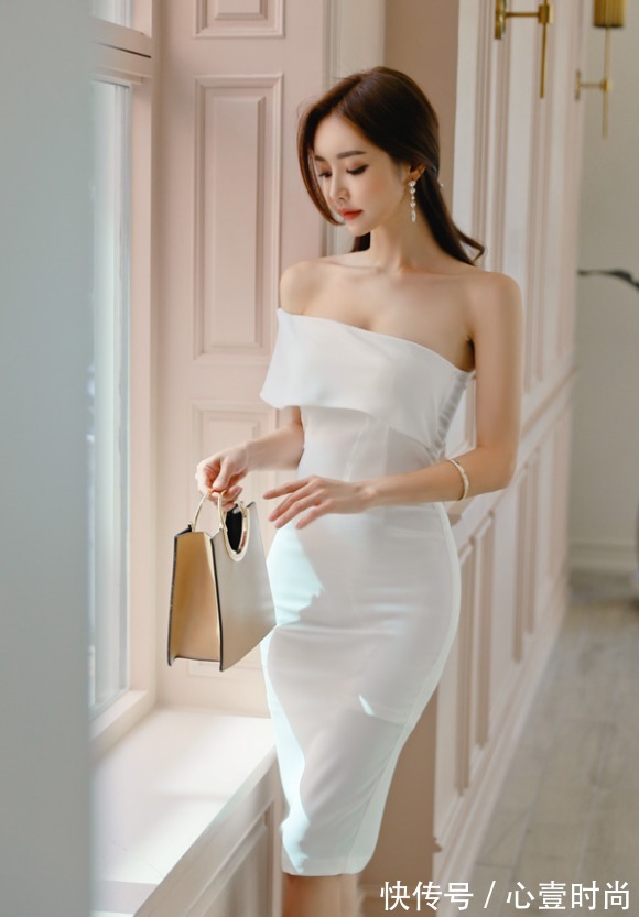 抹胸|女神孙允珠高清时尚搭配:巴勒莫探戈姜汁清啤抹胸礼服