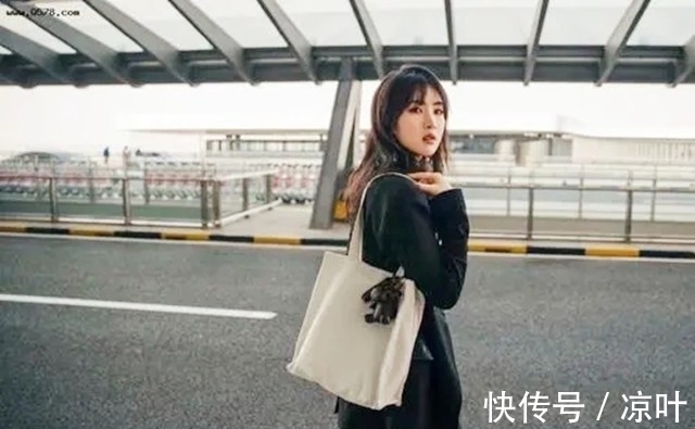 秘书|任正非的第二任妻子姚凌,比丈夫小30岁,曾是得力秘书,温婉动人