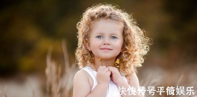 见识|家有男孩,这三个地方别“穷养”,孩子会成长得很优秀