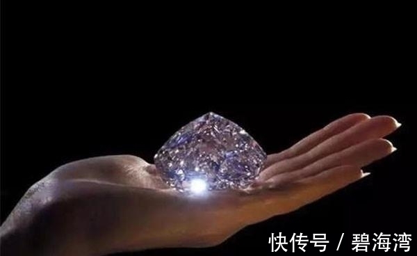 红宝石|全球10大最稀有的宝石,第一英国女王所有,第七被称为厄运之钻