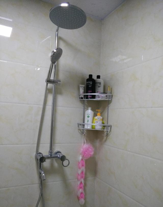 实用|老公坚持把卧室阳台抬高30公分,完工等于多出一间房,太实用了