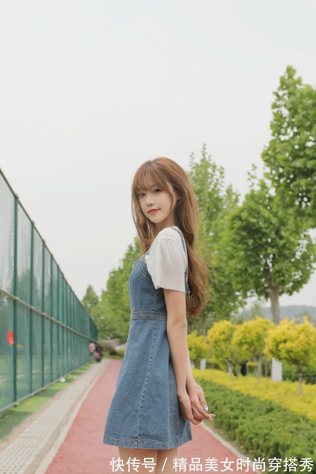 女神|学院风风格的穿搭,演绎一枚时尚清新的甜美校园女神