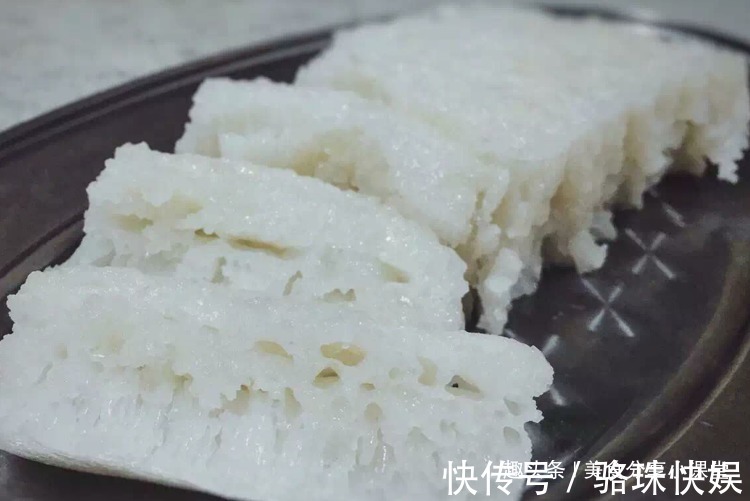 在家闲着也是闲着，不如动手试一下此种零食，只用两种食材，真香