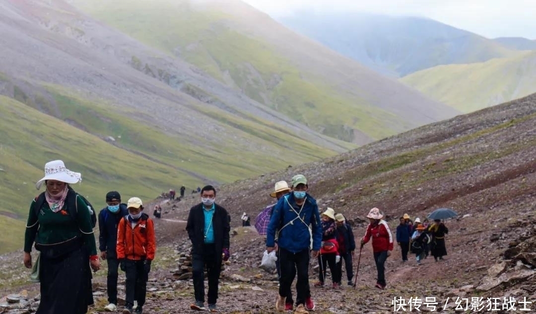 与冈仁波齐比肩却鲜为人知的神山，藏在三江源核心区！