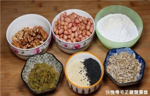 丸子|中秋不用再买月饼了，配方和比例告诉你，不用烤不用蒸，收藏了