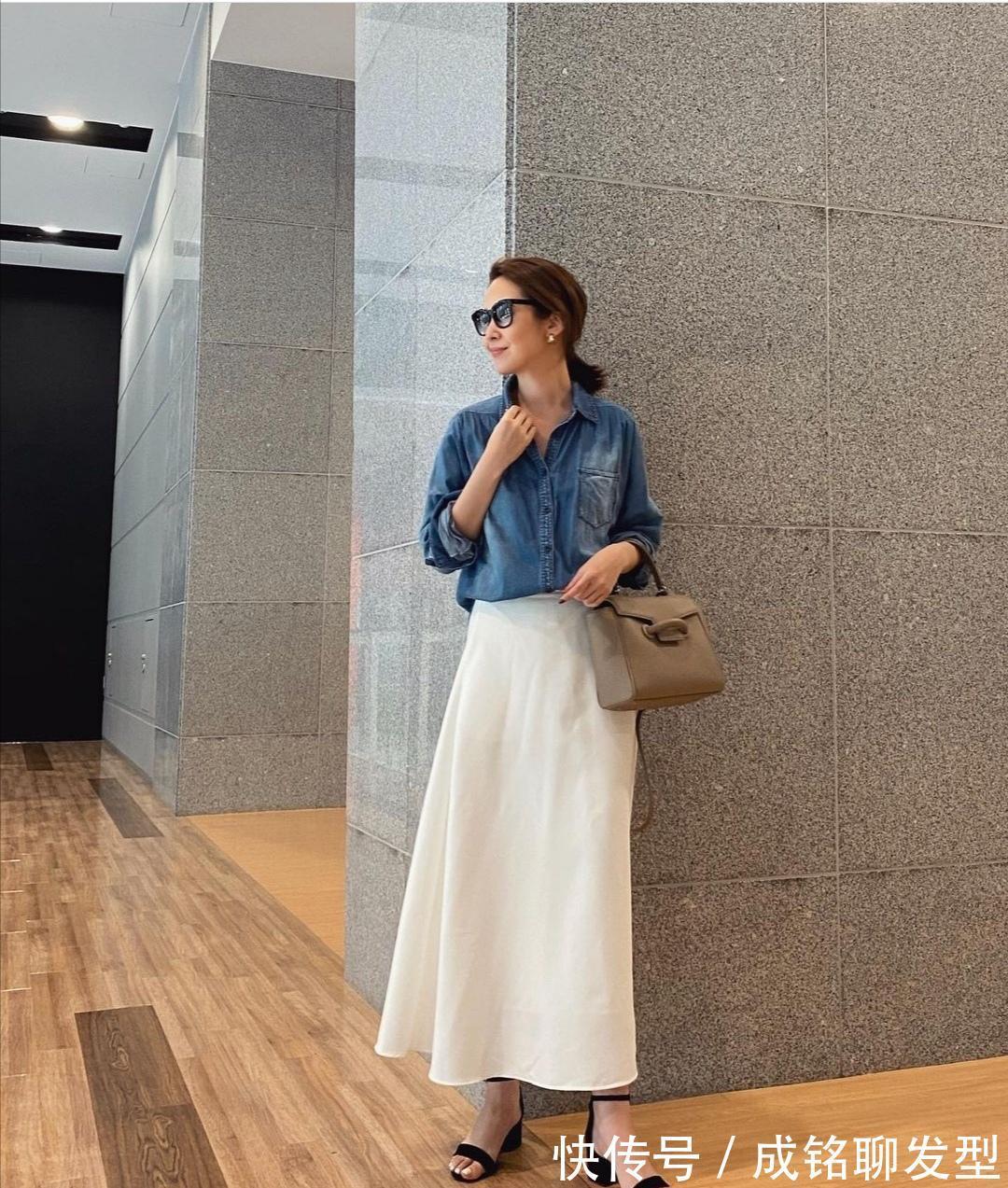 半身裙|这才是四十多岁女性的穿衣典范,简约大气又舒适,时髦减龄又有范