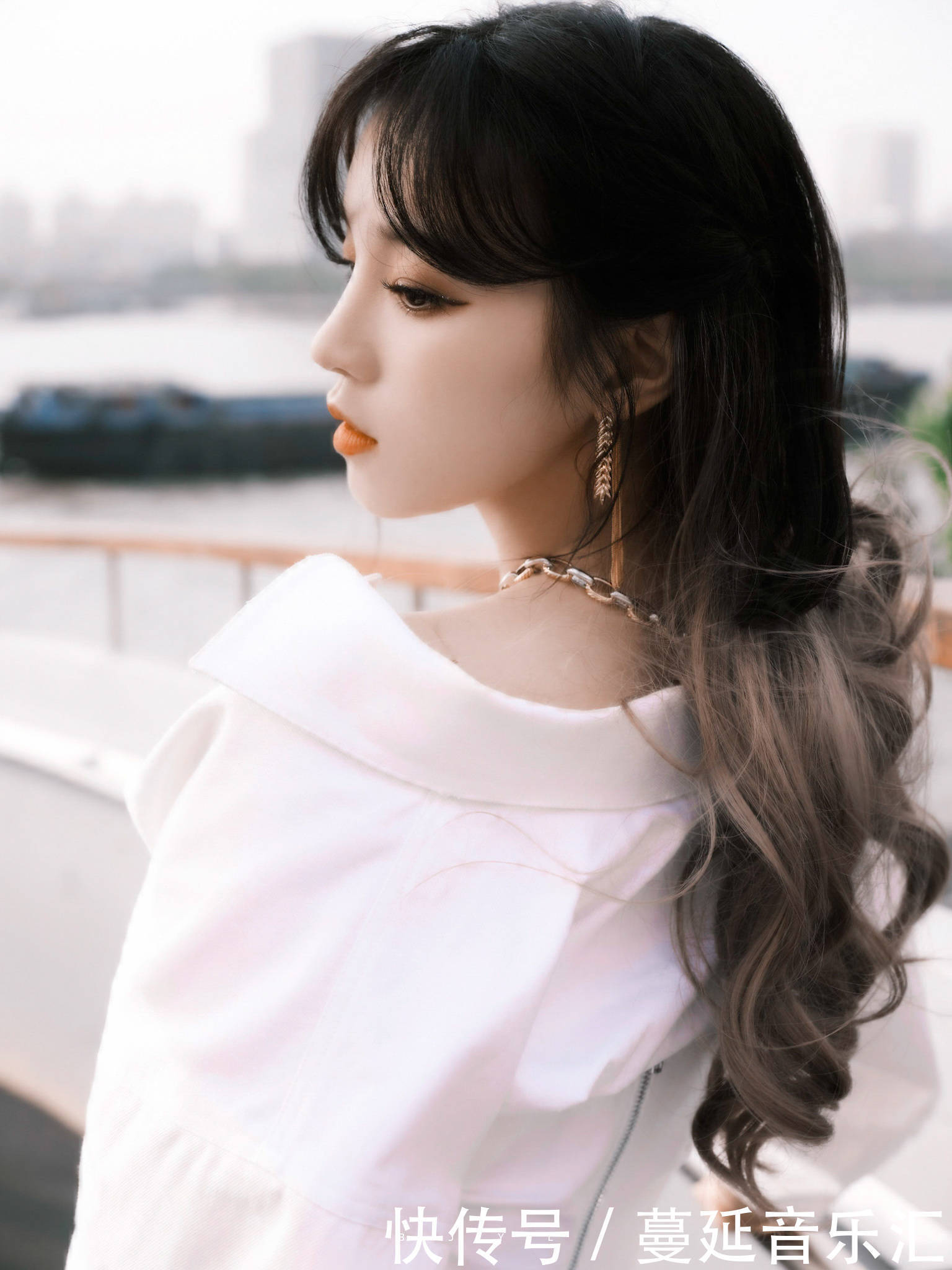 宋雨琦 百度国潮盛典,THE9和INTO1首碰撞,华晨宇王嘉尔宋雨琦惊喜加盟