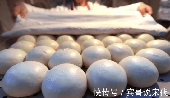 面团|无论蒸包子或馒头,记住4个技巧,蒸好后不回缩不塌陷,又香又甜