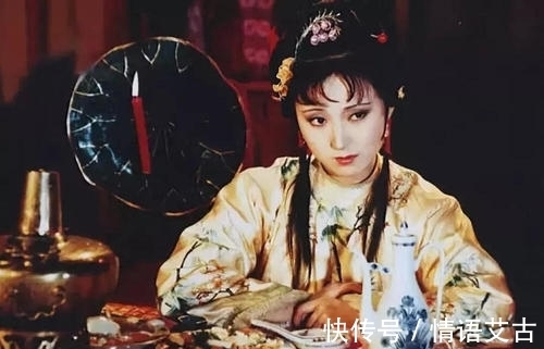 薛宝钗&《红楼梦》：薛宝钗吃的冷香丸到底有多少秘密？