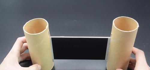  纸筒里面|保鲜袋用完后的纸筒不要扔，原来放在家里特别实用，方法太赞了