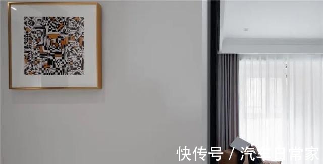 单身公寓|105㎡的单身公寓,巧用玻璃移门,打造时尚又高级的开放式空间!