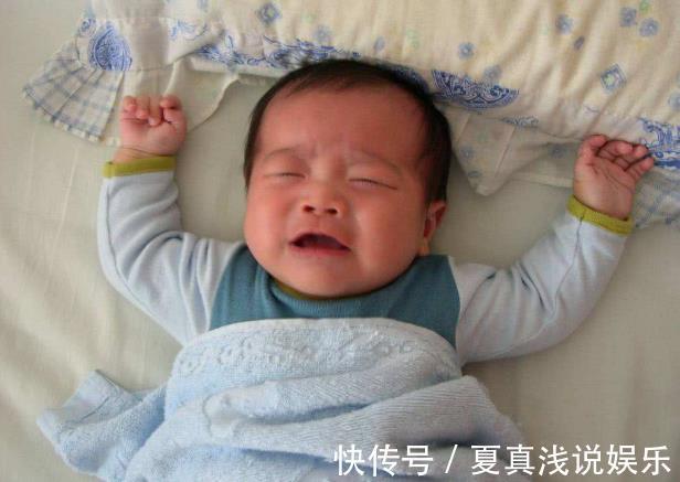 性格|宝宝睡醒后的2种反应,暗示宝宝长大后的性格,还挺准