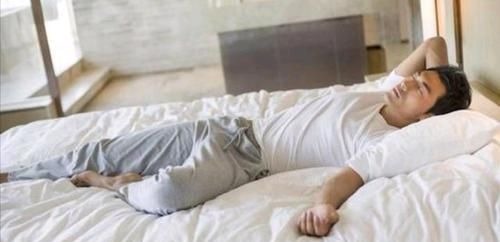 人体|阳不入阴容易致失眠,温馨提醒:平常做好3件事,一觉睡到大天明