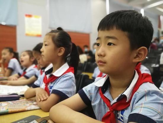 教学|阜阳市颍州区小学语文古诗文主题教学研讨暨市级课题成果展示活动举行