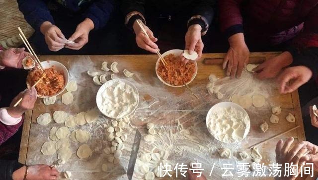 饺子|新型“饺子模具”一出，除夕没人用手包，方便快速不脏手，特高级！