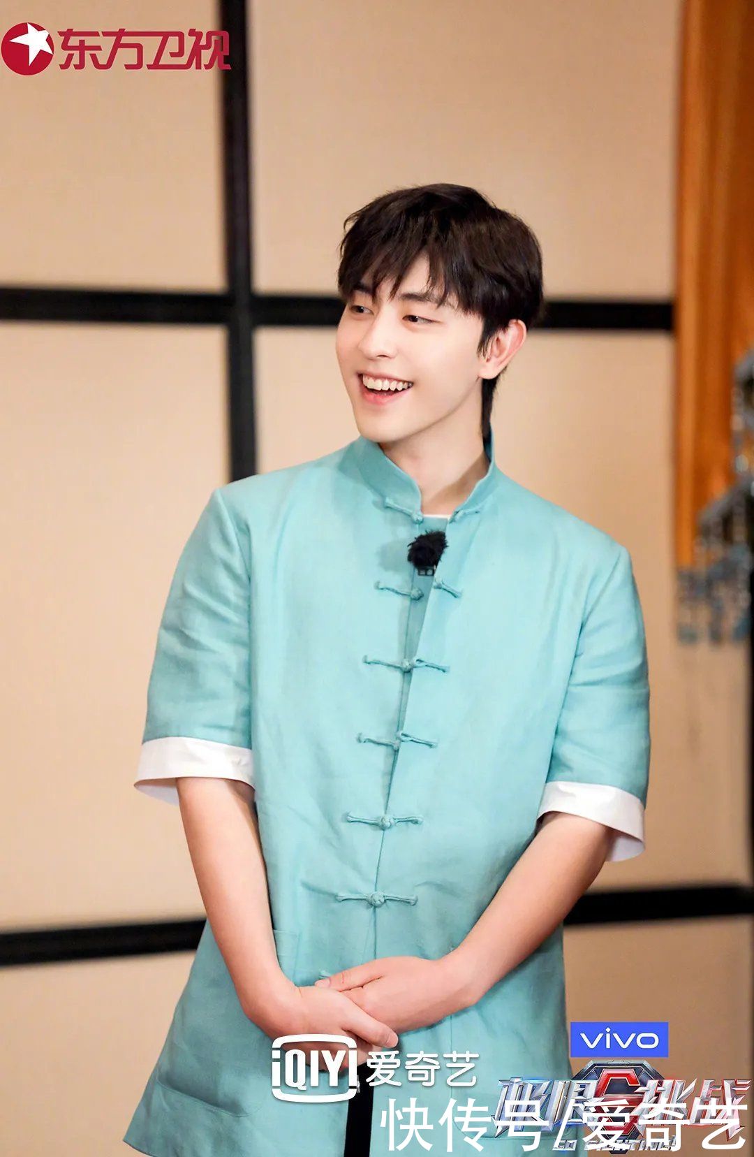 蔡徐坤|费启鸣教你如何穿出少年感，学会这一招就可以