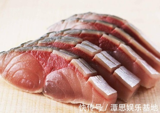 营养物质|女性怀孕后,手头再紧也要舍得吃4物,促进胎儿大脑发育,很重要