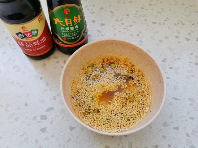 煎豆腐、炖豆腐统统靠边站，这才是豆腐特别牛的做法！香死了