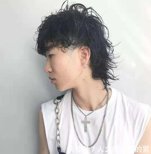 剪短|“鲻鱼头”适合什么脸型?需要烫发染发吗?