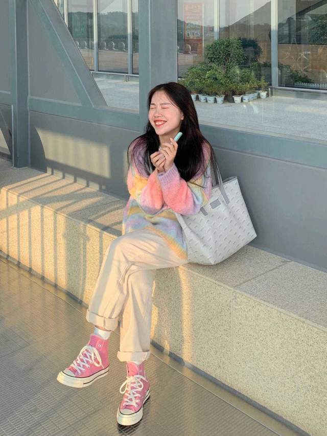 搭配|裤子最不挑年龄了!不光百搭还能提升气质感,简约高级谁能不爱?