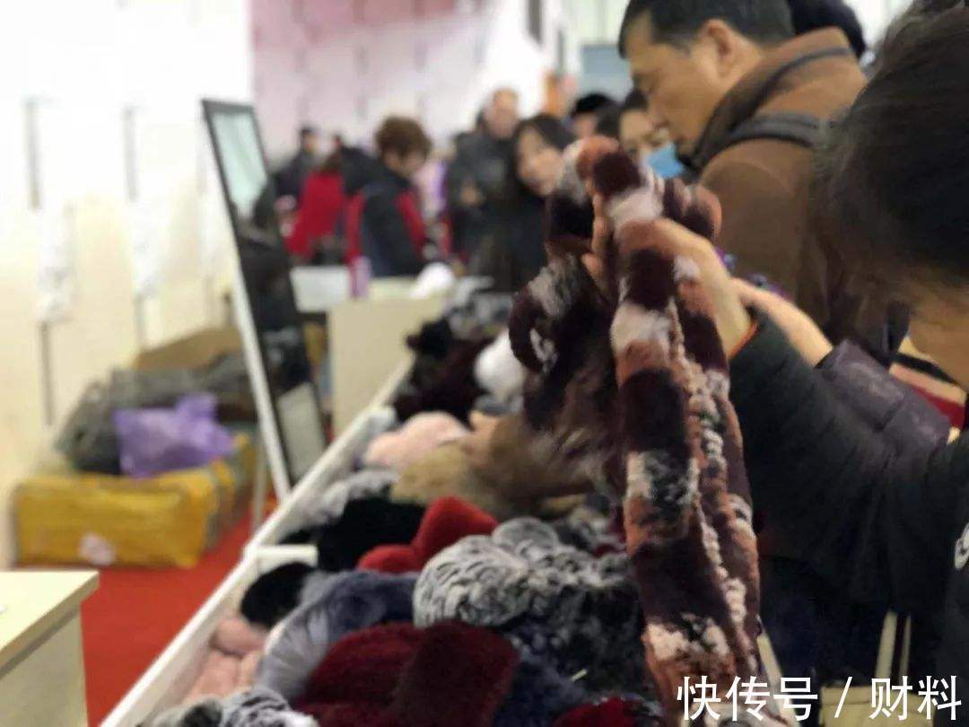 销售额 曾是公认的“软黄金”,上万一件都不缺客户,如今降价也无人问津