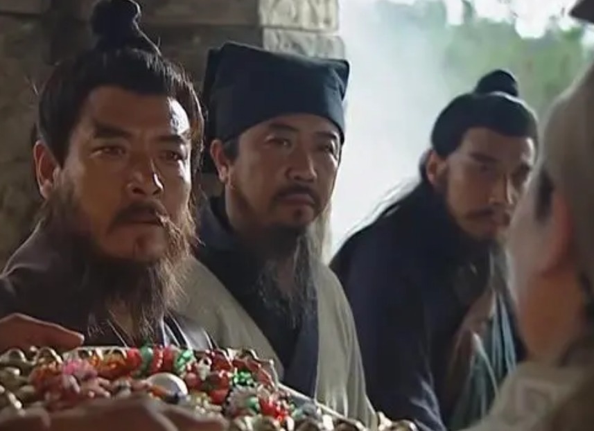 梁山#宋江聚义厅上排座次,公孙胜看清楚后转身离去,梁山从此再无兄弟