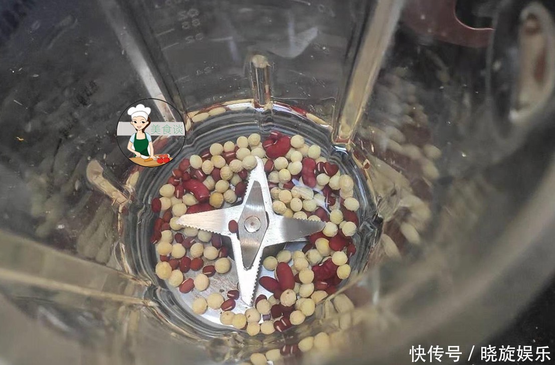 早餐别老喝黄豆浆了,试试这碗营养豆浆,香甜细腻,营养又暖身