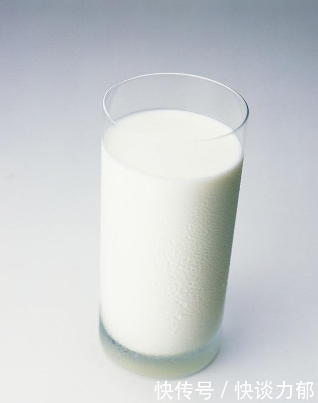 维生素c|45岁后的女人不要太节俭,常吃八种食物,加一运动补充雌激素